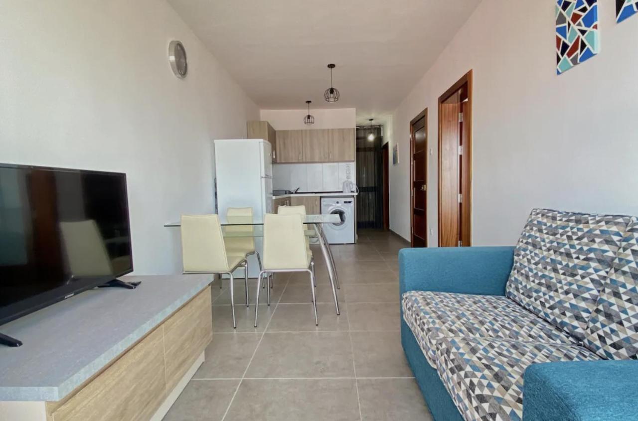 F1 2 St Julians, Private Room, Bathroom & Living Shared Saint Julian's Bagian luar foto